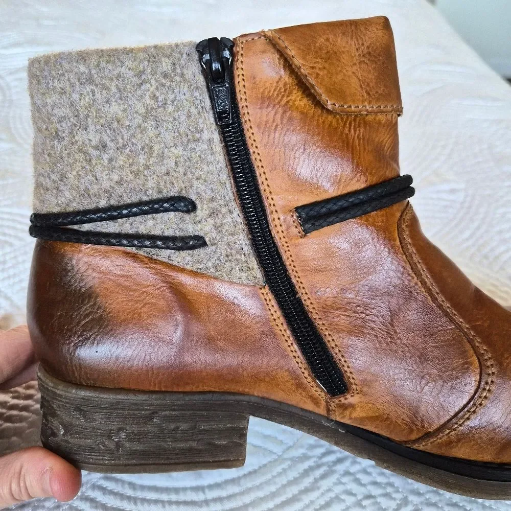 VGUC Rieker Fee 93 Cuffed Bootie EU 42